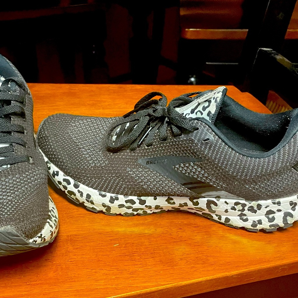 Brooks Revel 5 Women’s leopard